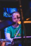 Mackwood playing drums at Duc des Lombards